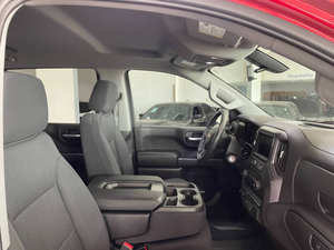 Usado 2021 Ch-evr-olet Silv-era-do 15-00 Cus-tom - Product Image 3