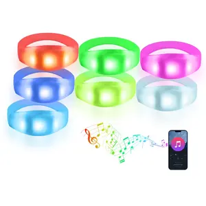 Hot bán dành cho người lớn kích thước Đảng Led dây đeo cổ tay phụ kiện trang trí Glow Lights Color Changing Band RFID bằng giọng nói kích hoạt Vòng đeo tay