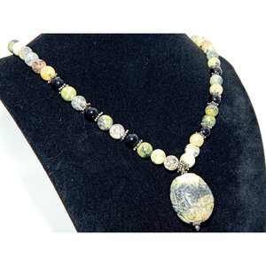 Collana pendente moda Vintage nero onice serpentina pietra con asiatico intagliato diaspro ciondolo - Product Image 3