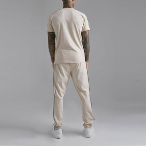 Men's Stylish Panel <b>T</b>-<b>Shirt</b> & Trouser Set Casual Panel Design <b>T</b>-<b>Shirt</b> & Jogger Set - Product Image 2
