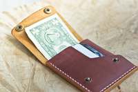 Dompet Berkualitas Tinggi Tempat Kartu Kredit Minimalis Tipis Vintage Tahan Lama Hadiah Pria Saku Personal Kulit Asli Terbaru