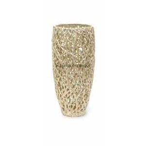 Vente en gros de vente en vrac d'aluminium moulé de créateur unique et d'aspect attrayant centre de table plaqué or et vase à fleurs de décoration - Product Image 5