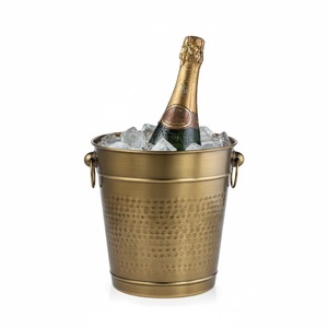 Seau à glace en métal doré antique avec poignée, accessoires pour hôtels et bars, seau à glace en métal fait à la main, refroidisseur à vin - Product Image 1