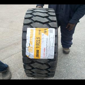 Obtenez des pneus pour camions 11R22.5 avec livraison rapide Achetez des pneus de qualité supérieure pour camions lourds conçus pour gérer les longs trajets en toute sécurité - Product Image 4