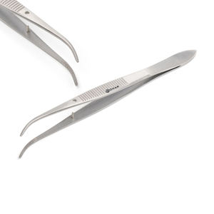 คีมจับม่านตาแบบมีเข็ม คีมผ่าตัดม่านตาสำหรับงานละเอียด ขนาด 11.5 ซม. / 4.5 นิ้ว แบบโค้ง - Product Image 1