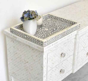 Plateau de service rond artisanal en os incrusté, style animalier, durable, pour cuisine, maison, hôtel, avec personnalisation, Inde - Product Image 2
