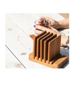 Sous-verres en bois au design antique de qualité supérieure avec des finitions lisses et une qualité durable - Product Image 1