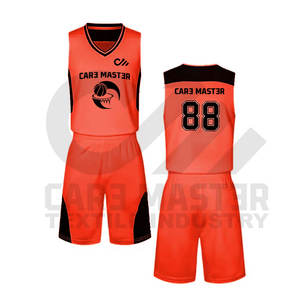 Uniformes de baloncesto personalizados conjuntos de tela de poliéster con colores personalizados tamaño y logotipo uniformes de desgaste del equipo de baloncesto - Product Image 1