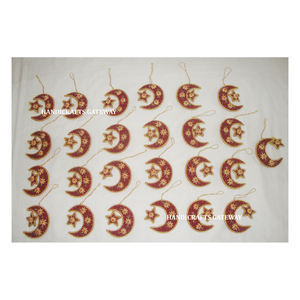 Última Producción de Amuletos de la Suerte con Bordado Zari y Cuentas, Adornos Finos Hechos a Mano, Regalos de Ramadán para Países del Golfo - Product Image 1