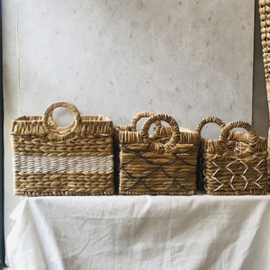 Cesta de paja plegable Rectangular hecha a mano Unik, bolsa de mano trenzada Natural con diseño de almacenamiento elegante, decoración de cesta de mercado - Product Image 6
