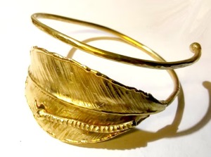 Brazalete de latón grueso y ligero de alta calidad, duradero, elegante y cómodo para el uso diario de la India - Product Image 4