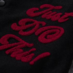 Chaqueta de béisbol para hombre con logotipo personalizado, ropa universitaria informal de invierno, abrigos de punto bordados sueltos de talla grande con piel de vaca transpirable - Product Image 4