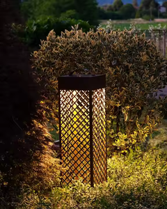 Lampe murale extérieure en acier corten, style Art Déco, type bollard - Product Image 4