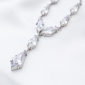 Colgante de Plata de Ley 925 con zirconia, colgante con diseño geométrico de zirconia brillante - Product Image 3