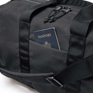 Sacs de voyage en toile noirs promotionnels, nouveau design, imperméables, unisexes, logo personnalisé, sac de voyage respirant - Product Image 5