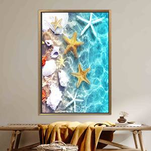 Lienzo Impreso Serenidad Oceánica: Decoración de Pared con Vista Tropical al Mar, Lienzo con Marco Dorado - Product Image 1