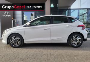 Hyundai i20 1.0 Essence Comfort AT – Blanc, véhicule d'occasion européen, état impeccable, faible kilométrage, prêt à l'exportation, modèle 2023, en excellent état - Product Image 3