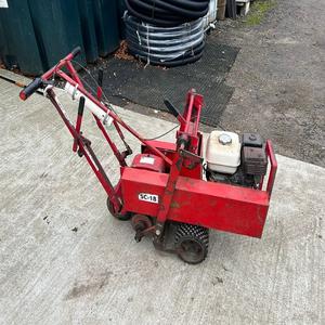 Coupe-herbe, équipement de jardin efficace conçu pour faciliter le relevage du gazon, la remodelation du paysage et la préparation du sol - Product Image 5