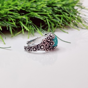 Bague Boho en argent 925 avec pierre turquoise synthétique Design de fleur réglable pour mariage - Product Image 3