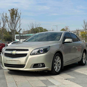 Chevrolet Malibu 2014 2.0L Automático Edición Lujo, Vehículo Usado en Venta Rápida, con Aire Acondicionado Automático y Techo Solar - Product Image 2