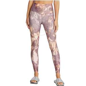 Meilleur prix OEM Leggings longueur genou taille moyenne de gymnastique décontractés pour femmes Logo personnalisé Respirant Fitness en vente en ligne - Product Image 2