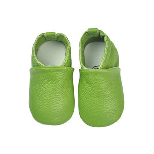 Calzado antideslizante para bebés para uso en interiores y exteriores, zapatos de entrenamiento para niños pequeños, zapatos ligeros para recién nacidos, conjunto de calzado para bebés, paquete de regalo - Product Image 3