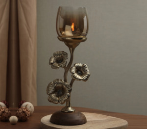 Heavy Metal <b>Candle</b> Holder With Unique Design for <b>Dinner</b> Room Metal <b>Candle</b> Holders Lanterns <b>Candle</b> Jars - Product Image 1