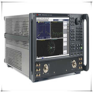 Analizador de Redes de Microondas KEYSIGHT N5225B Usado - Product Image 3