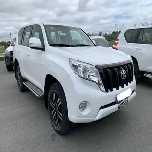 2022 TOYOTA LANDCRUISER 200 GX-R GRAND TOURING 4.6L V8 essence à vendre - Product Image 1