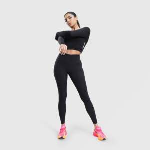 Comfortable Breathable Black Crop <b>Top</b> for <b>Women</b> Custom Logo Casual Sportswear with <b>Mesh</b> for Gym Knitted Fabric - Product Image 4