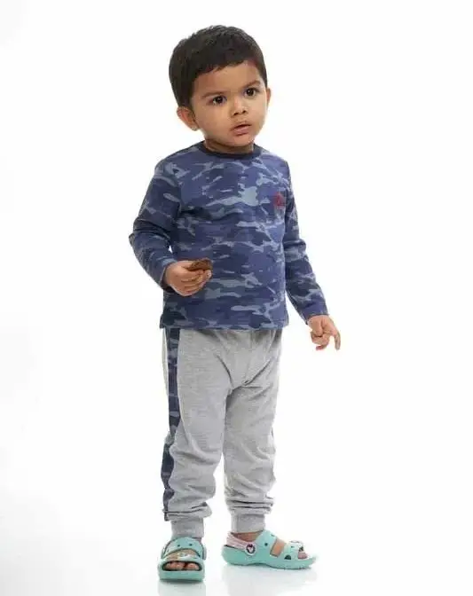 Exportation qualité garçons ensembles coton été gris pantalon et marine Camouflage à manches longues t-shirt pyjama ensemble pour garçons vêtements en gros