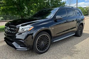 Mercedes-Benz AMG GLS 63 Plus 2018 Usado en Buen Estado, Sin Accidentes, Volante a la Izquierda/Derecha - Product Image 2