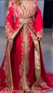 DERNIÈRE ET ÉLÉGANTE DESIGNER BEAU TRAVAIL DE BRODERIE ZARI DORÉ LOURD SUR ROBE CAFTAN AVEC POUR VÊTEMENTS DE FÊTE & Mariage = 2024 - Product Image 3