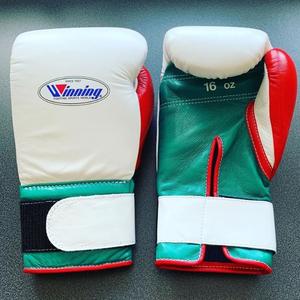 Nouveauté Gants de boxe d'entraînement personnalisés en cuir artificiel Gant de boxe MMA de combat avec coup de pied Sac de boxe en cuir de vachette gagnant - Product Image 5