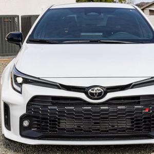 PRÊT À EXPÉDIER - VÉHICULE D'OCCASION CONDUITE À GAUCHE/DROITE 2023 GR COROLLA CORE 5 900 MILES |   Boîte de vitesses manuelle à 6 rapports |   HAUTEMENT ÉQUIPE - Product Image 1