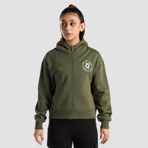 Sudadera con Capucha Apex Stride con Cierre y Característica Transpirable, Color Oliva - Product Image 1