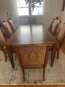 Juego de mesa de comedor con 8 sillas usadas - Product Image 5
