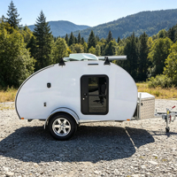 Mini caravane de camping compacte et légère pour les aventures en plein air en famille