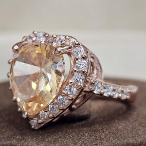 Anillo de diseño hecho a mano de excelente calidad de Plata de Ley 925 en forma de corazón Zirconia cúbica piedra preciosa última moda Eternity Vermeil - Product Image 1