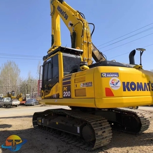 Excavadora de Orugas Komatsu PC200 de Segunda Mano en las Mejores Condiciones de Funcionamiento, 20 Toneladas de Peso Operativo, Motor 240 Incluido, Precio Económico - Product Image 2