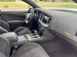 Magnifique Dodge Charger Swinger édition spéciale 2023, transmission automatique, moteur V8 - Product Image 2