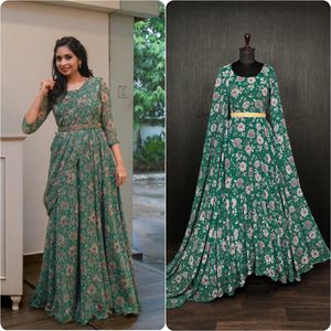 La fausse Georgette avec imprimé floral unique et la robe en Georgette en tissu pur conviennent à toutes les occasions ainsi qu'aux vêtements décontractés - Product Image 1