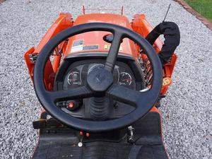 2023 Kubota B2301HSD Mini Tractor - Product Image 3