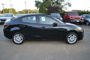 USADO LHD/RHD 2017 T0Y0TA YARIS - Product Image 3