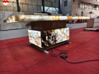 Table à manger personnalisée LUMI Stone Pandora Quartizte avec éclairage LED, table basse de luxe translucide Patagonia pour villa