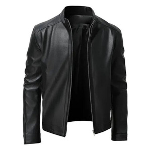 Chaqueta de piel sintética negra para hombre Diseño minimalista ajustado con cierre frontal de cremallera - Product Image 1
