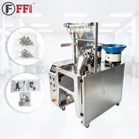 Machine d'emballage en sachets PE pour petits clous et vis, produit phare pour les magasins de quincaillerie