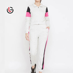 Conjunto Deportivo de Mujer GLOBAL LEATHER, Cómodo, con Cordón Ajustable, para Entrenamiento de Invierno, de Moda, Corte Regular, con Capucha - Product Image 1