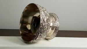 ชามตกแต่งทรงเหยือก ดีไซน์เนอร์ งานตกแต่งบ้านสไตล์ราชวงศ์ เหมาะสำหรับตกแต่งโต๊ะกลาง จัดแสดงในงานเทศกาล และเป็นของขวัญจากอินเดีย - Product Image 2