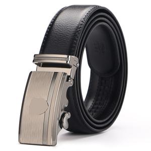 Ceinture en cuir de vache véritable unisexe sur mesure avec boucle ardillon souple et réglable pour l'ajustement de la taille internationale standard - Product Image 4